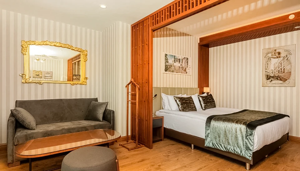 هتل موکارناس پرا استانبول